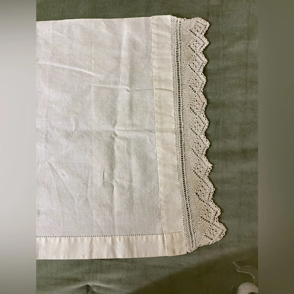 Vintage table runner cloth embroidered peacocks in center OSK